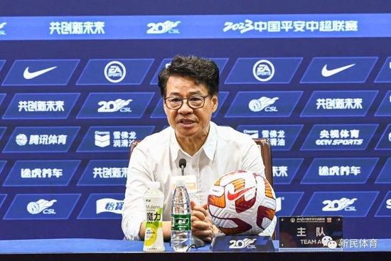 第57分钟，博尼法斯送妙传，维尔茨反越位成功形成单刀，他面对特拉普冷静挑射取得进球！